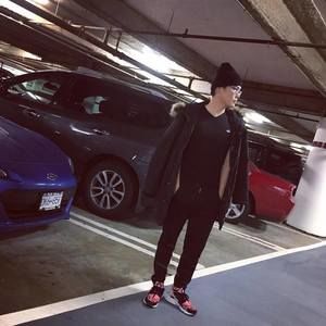 Meet your Posher, Yilan